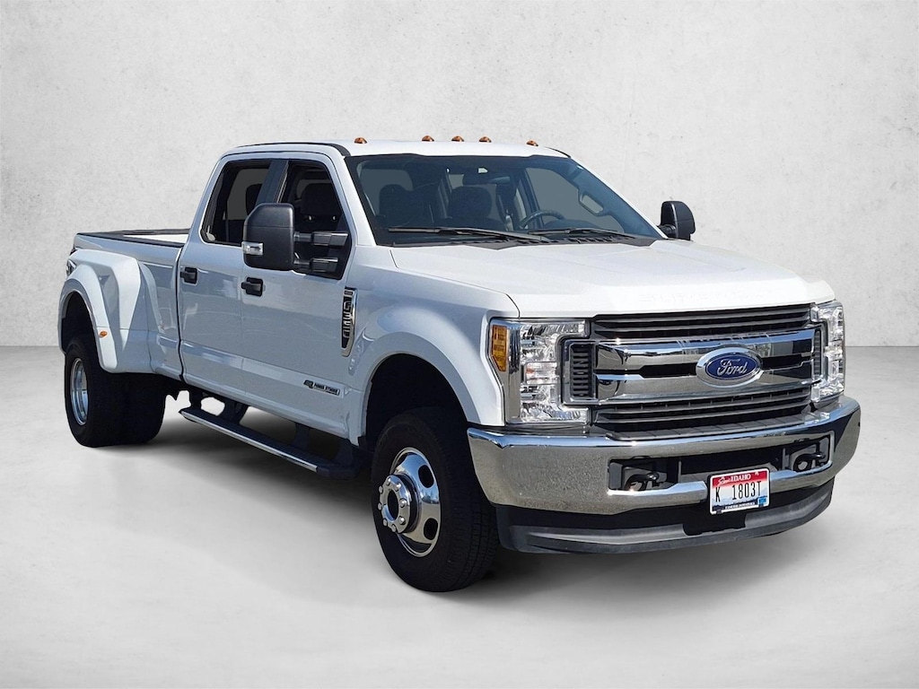 Used 2017 Ford F-350 Truck Crew Cab