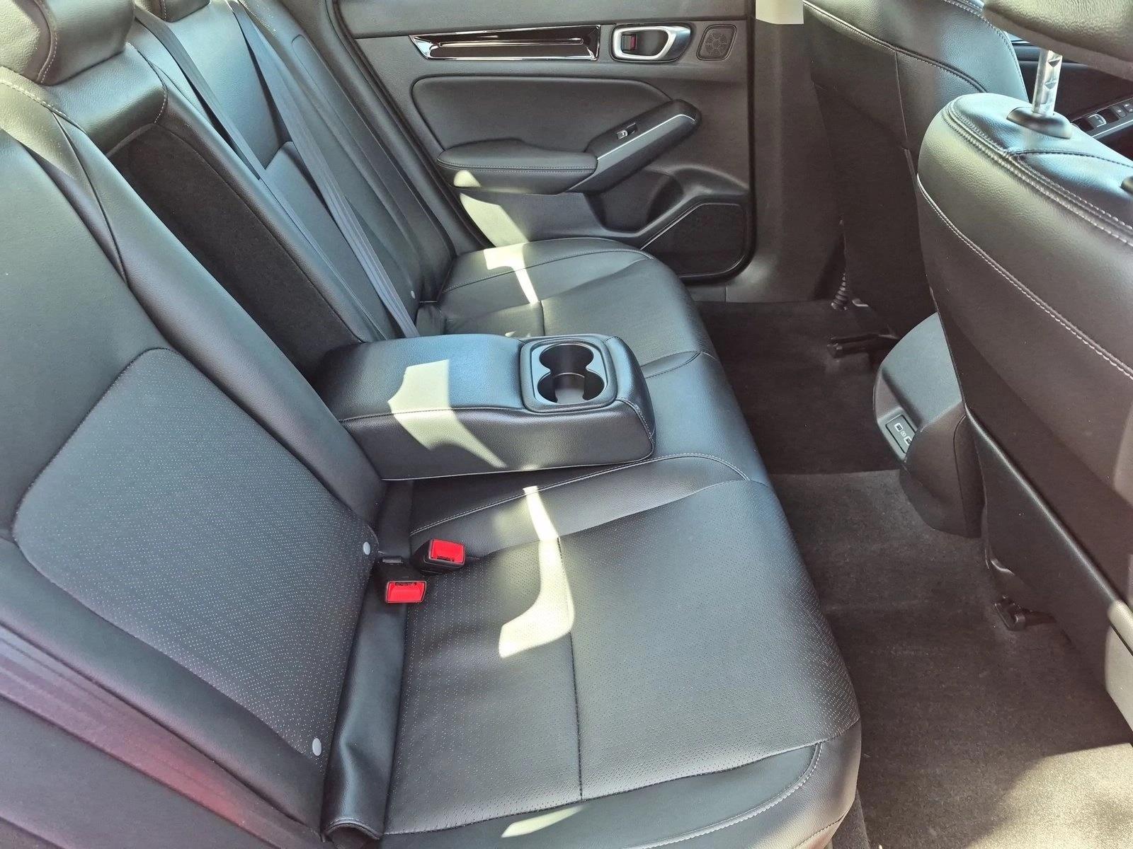 2022 Honda Civic Touring - Photo 18