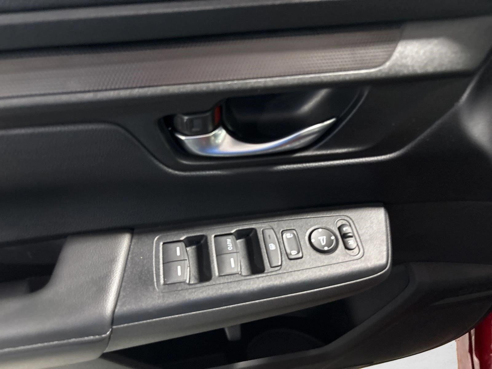 2024 Honda CR-V LX - Photo 11