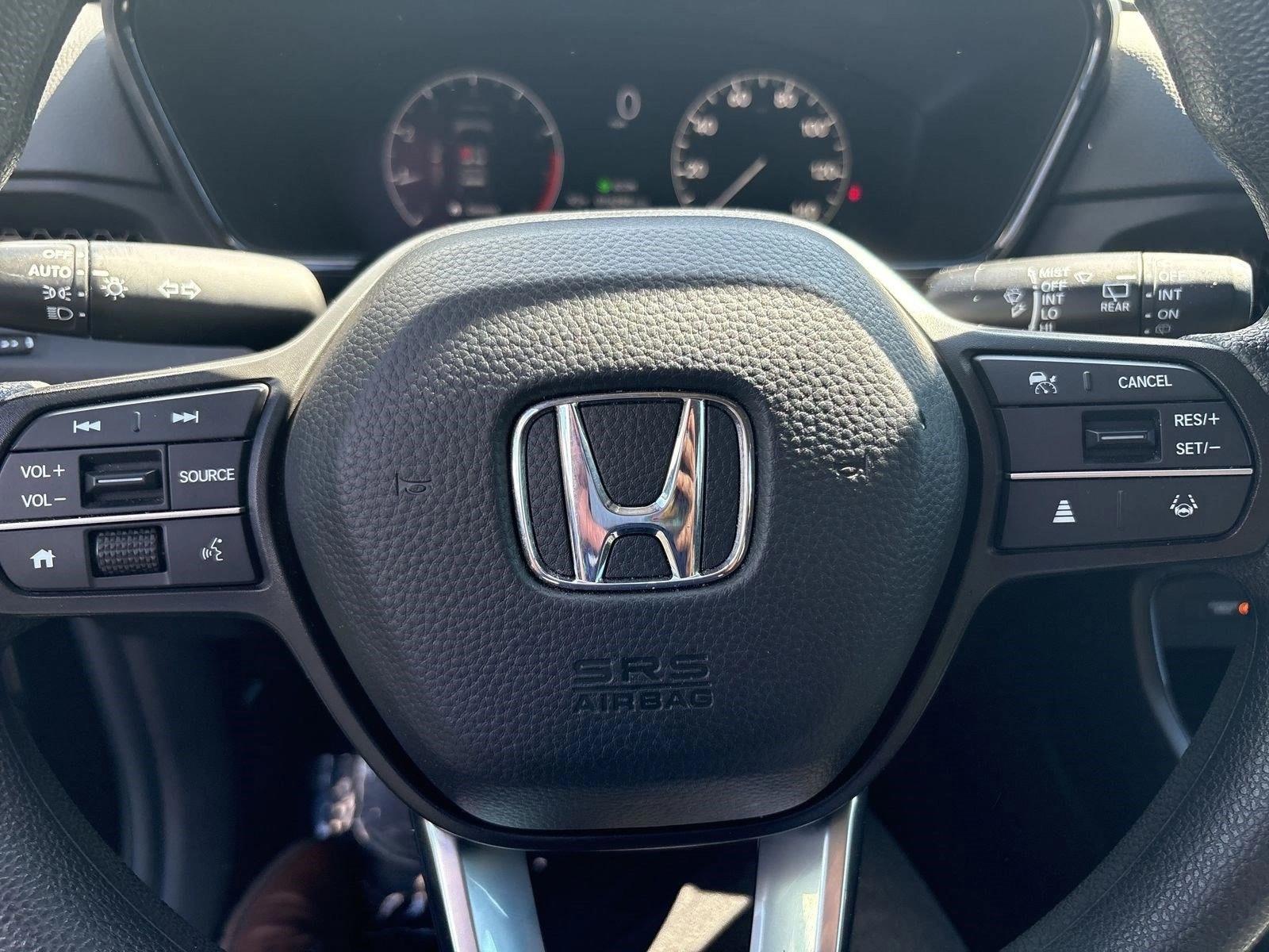 2025 Honda CR-V LX - Photo 14