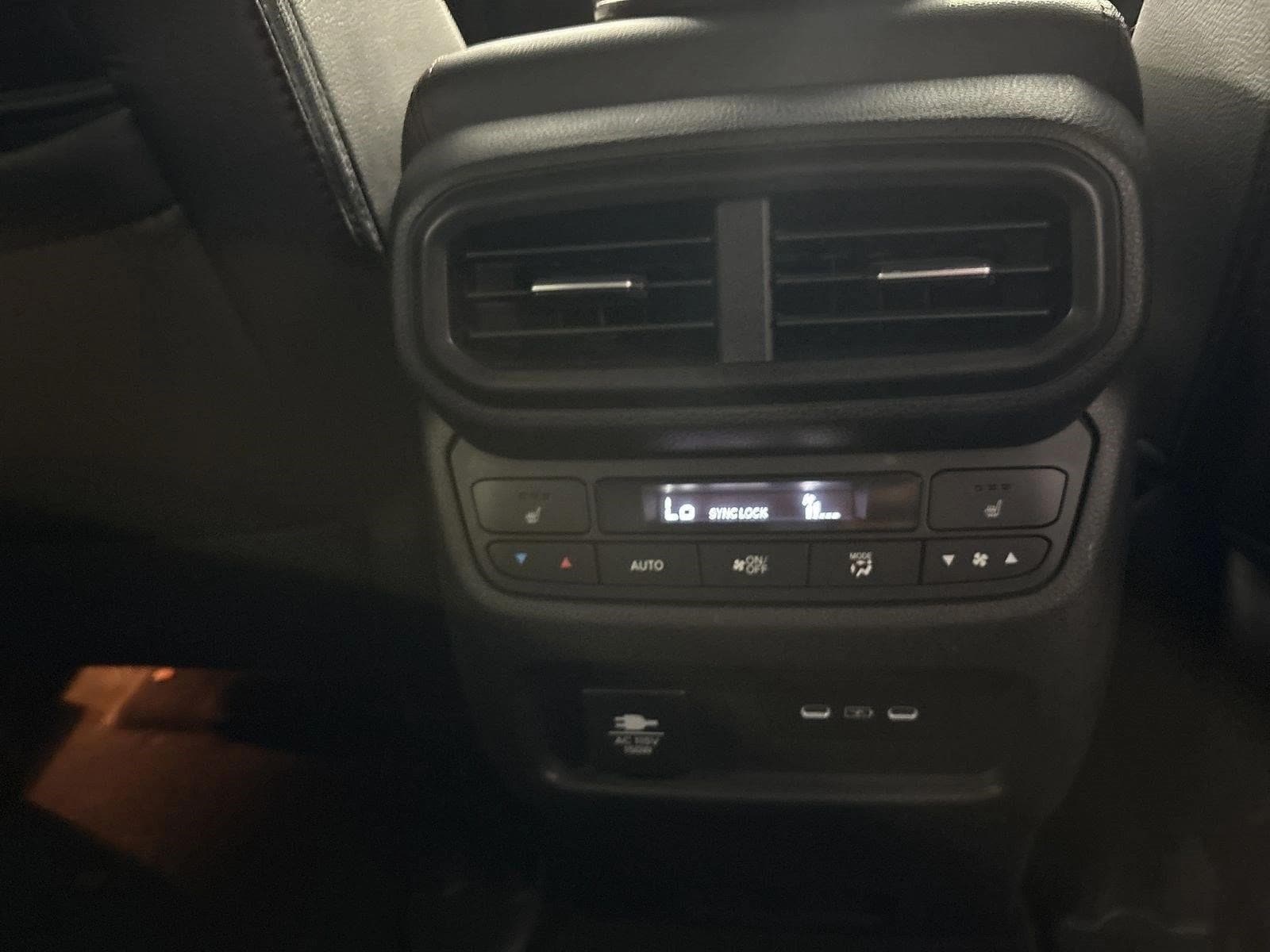 2024 Honda Passport Black Edition - Photo 19
