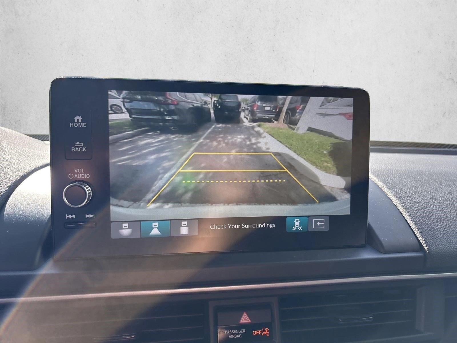 2025 Honda Pilot EX-L - Photo 16