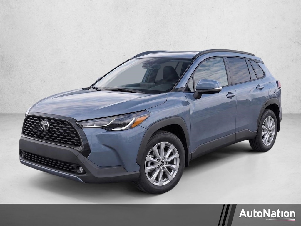 Used 2025 Toyota Corolla Cross LE SUV