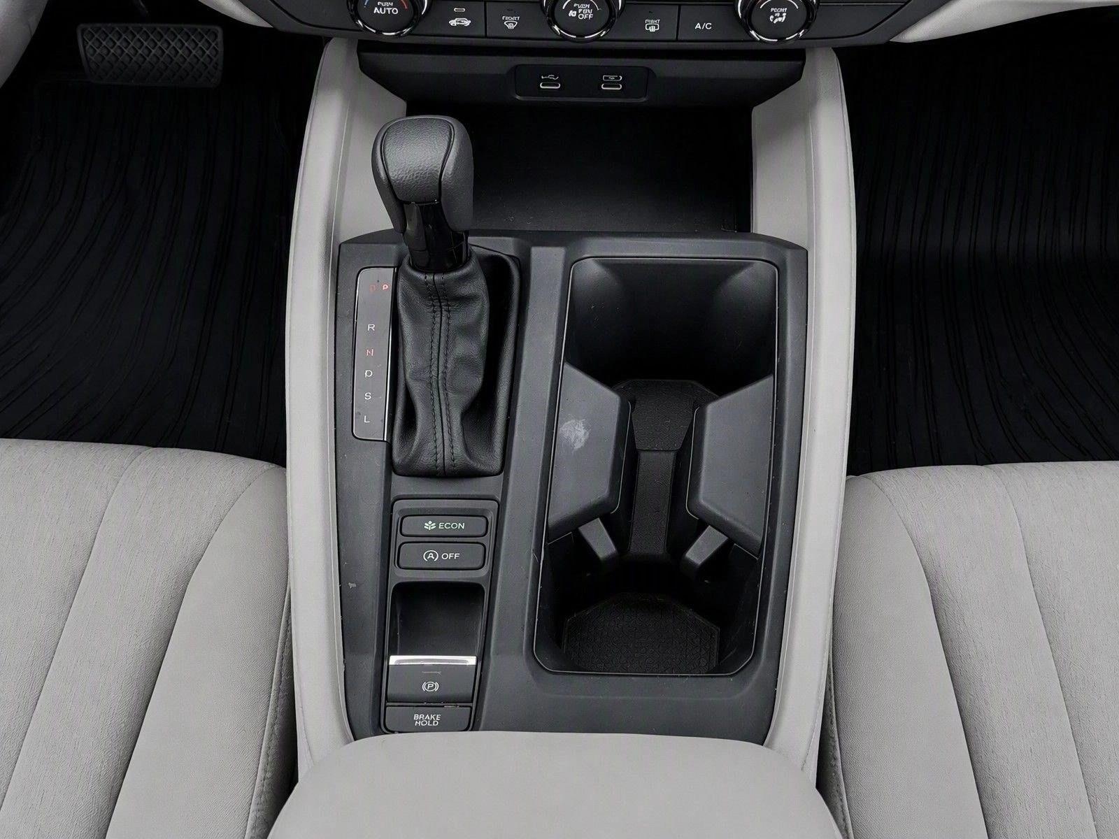 2024 Honda Accord LX - Photo 17