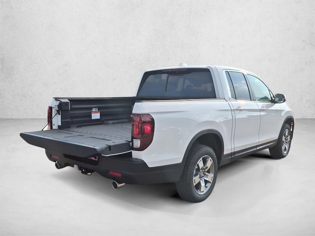 New 2026 Honda Ridgeline RTL Truck Crew Cab