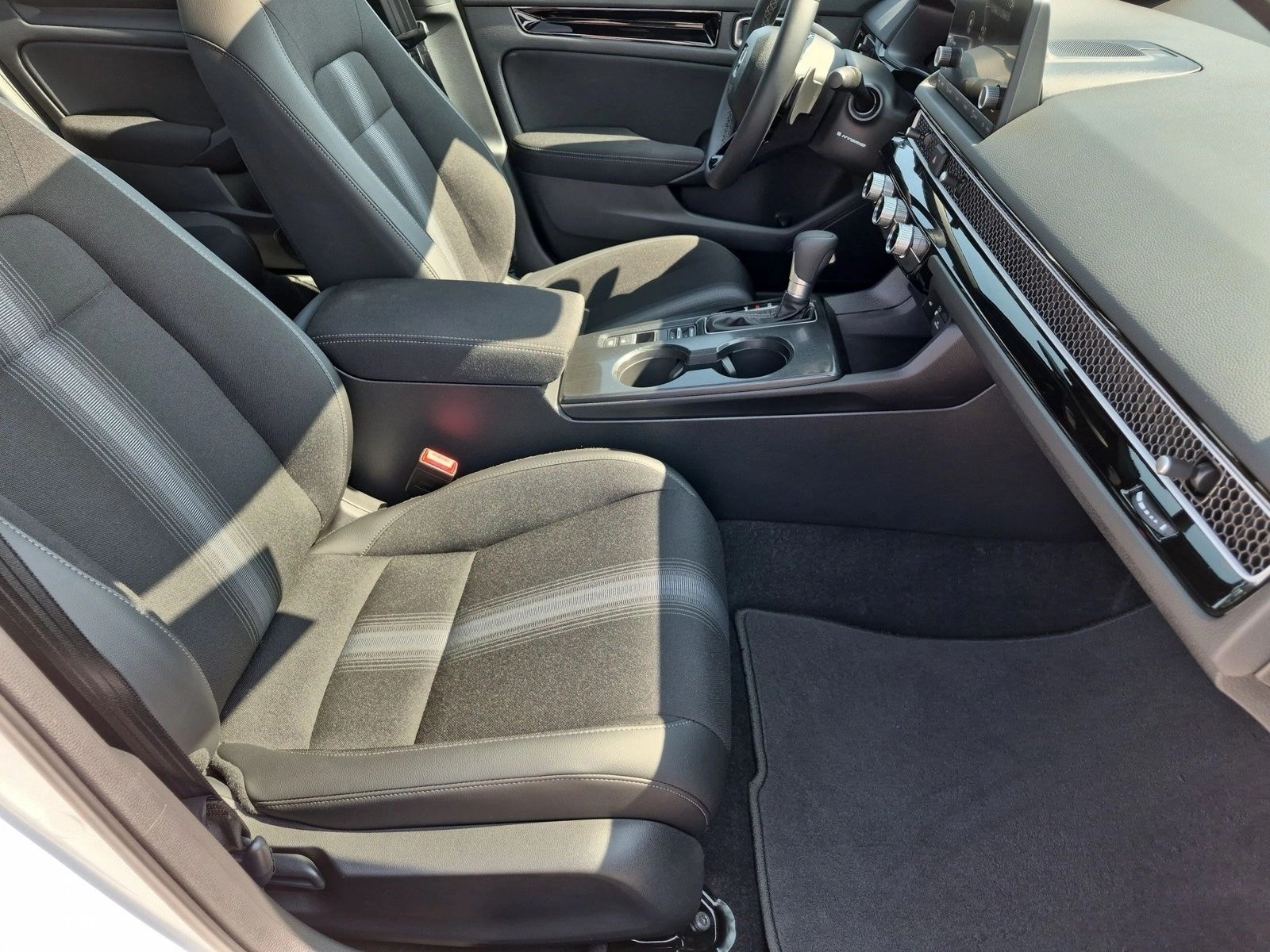 2026 Honda Civic Sport - Photo 20