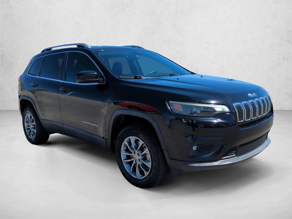 Used 2019 Jeep Cherokee Latitude Plus 4x4 SUV