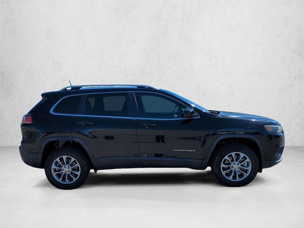 Used 2019 Jeep Cherokee Latitude Plus 4x4 SUV