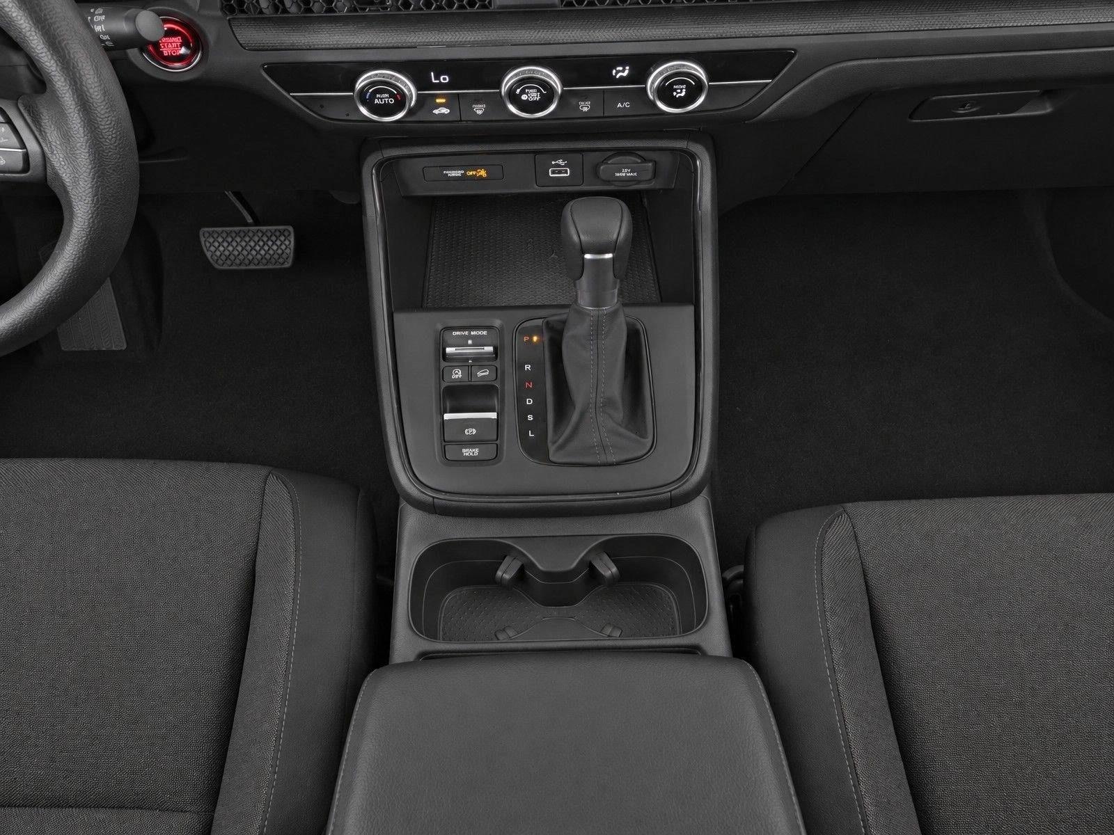 2024 Honda CR-V LX - Photo 27