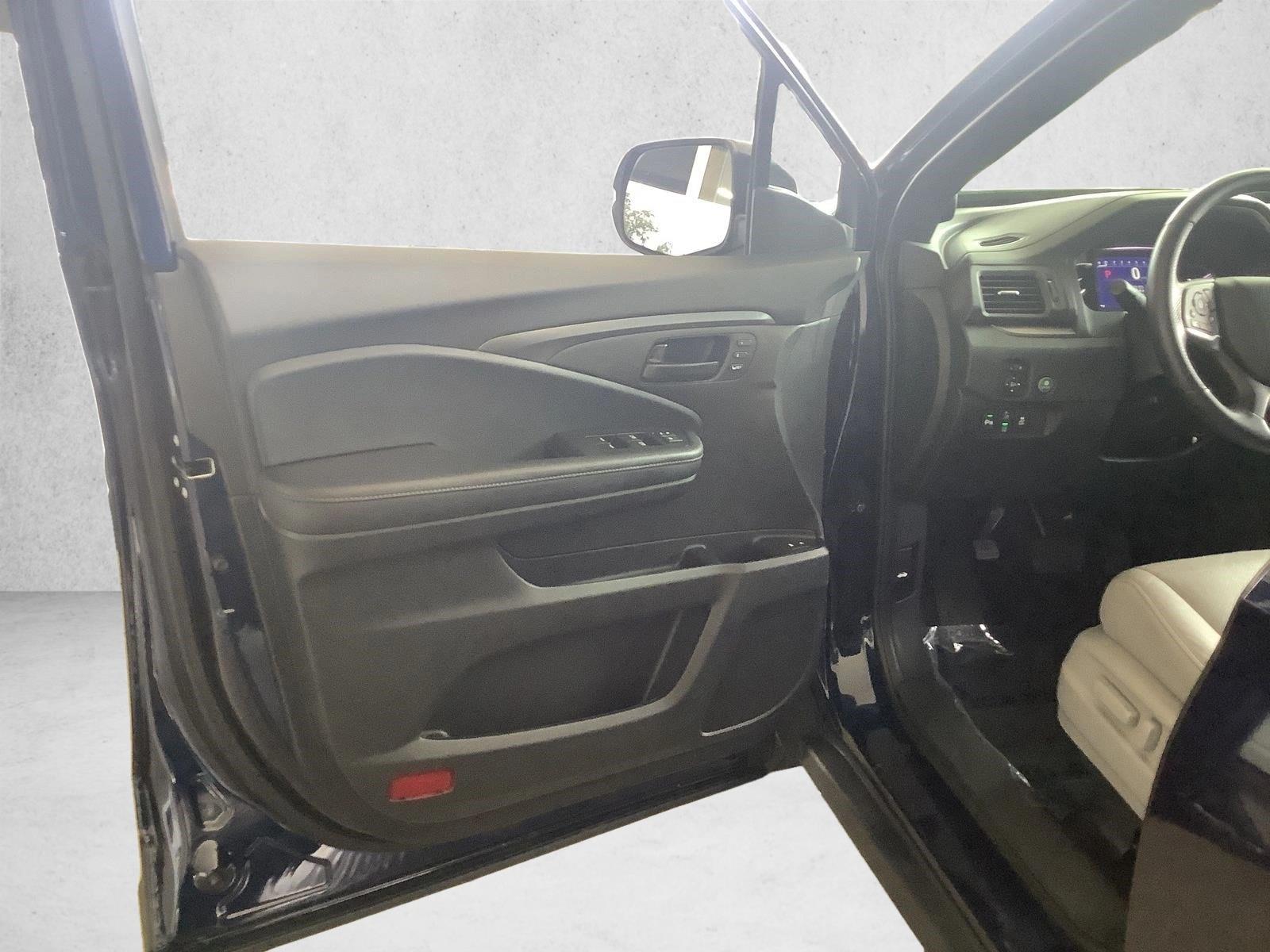 2023 Honda Passport EX-L - Photo 15