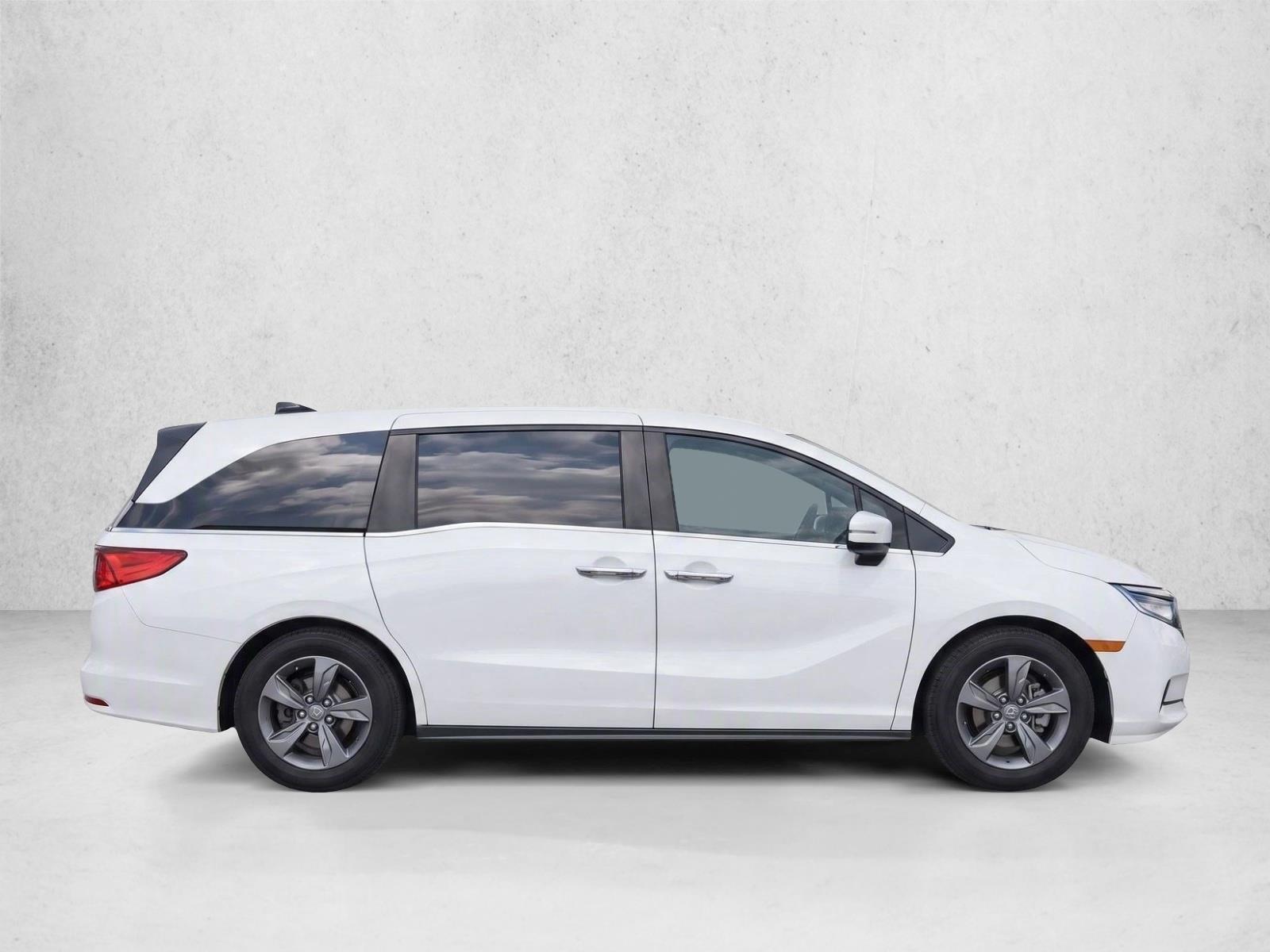2024 Honda Odyssey EX - Photo 7