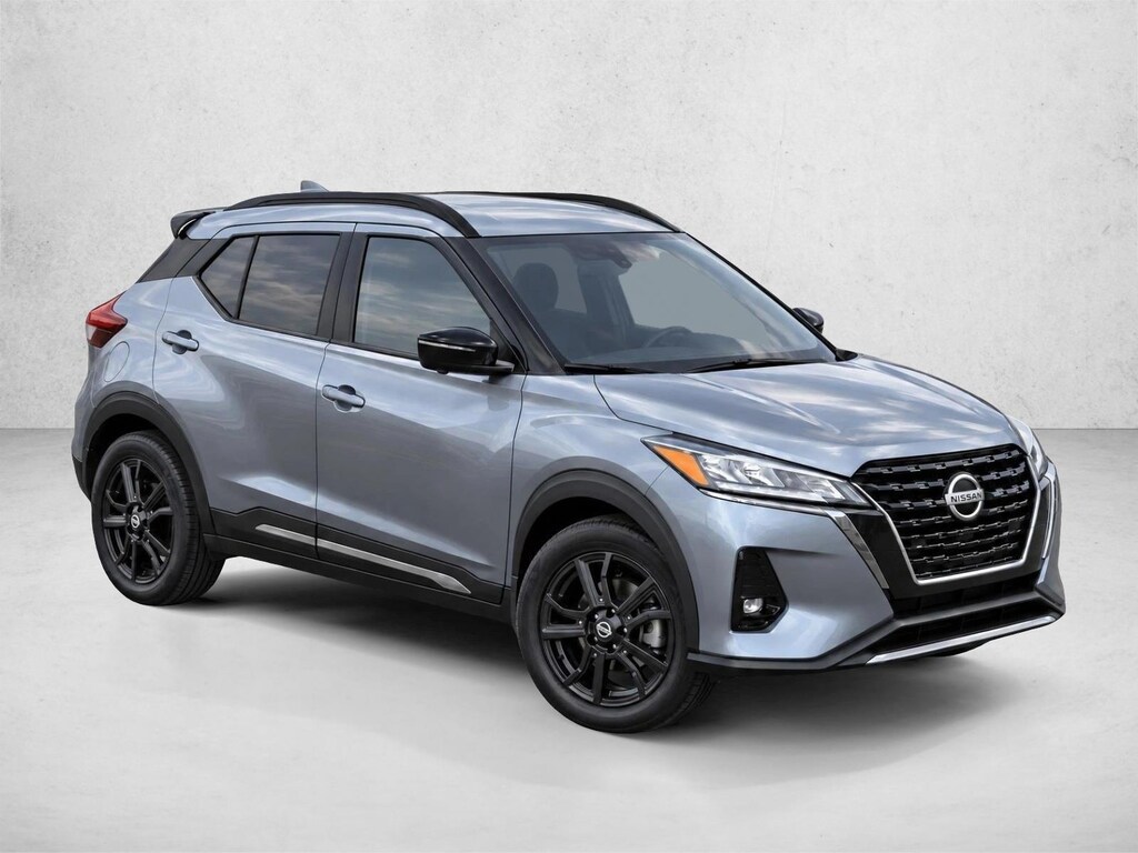 Used 2021 Nissan Kicks SR SUV