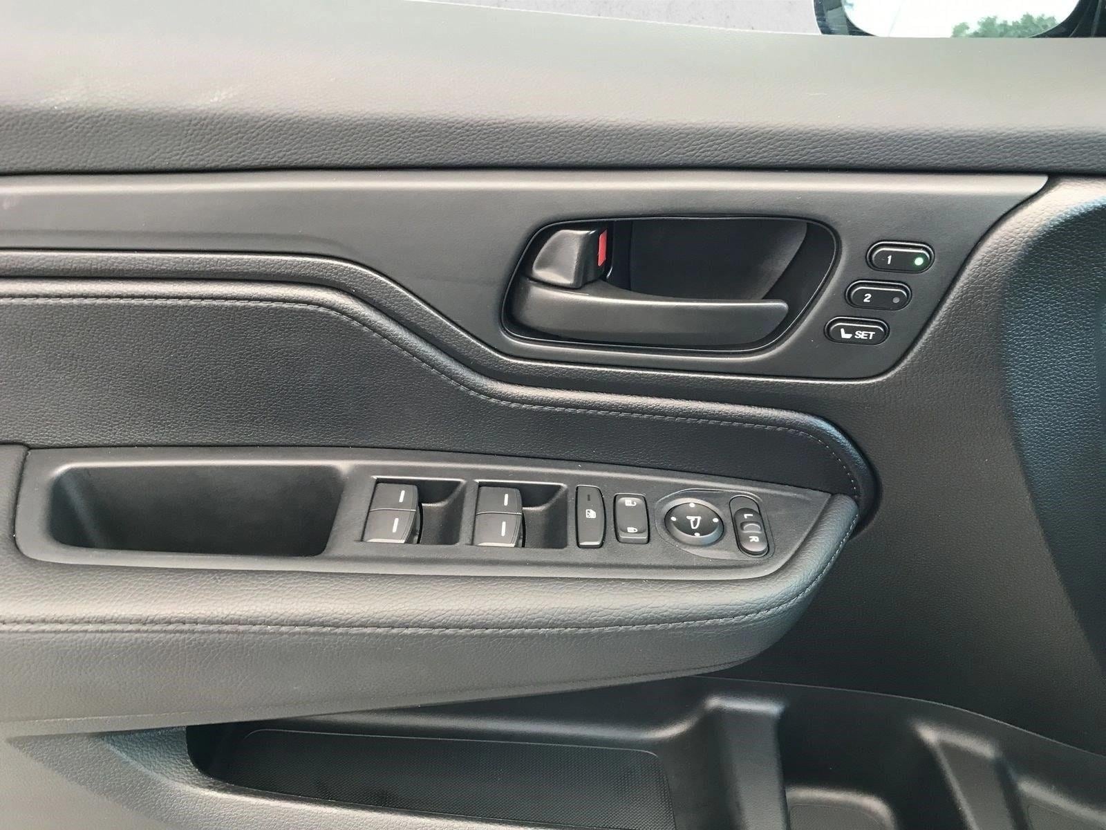 2024 Honda Odyssey SPORT - Photo 14