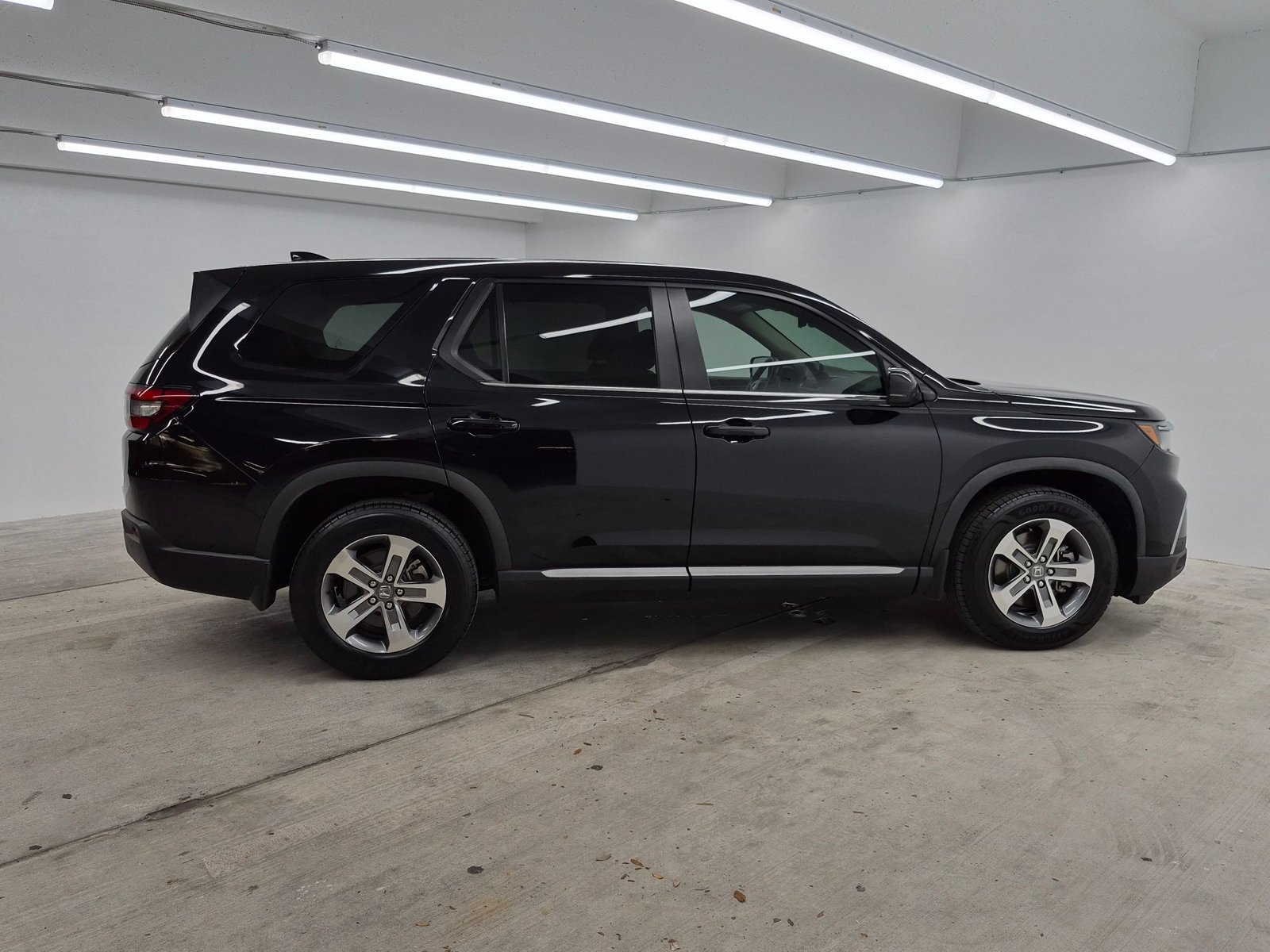 Used 2023 Honda Pilot EX-L 7 Passenger SUV