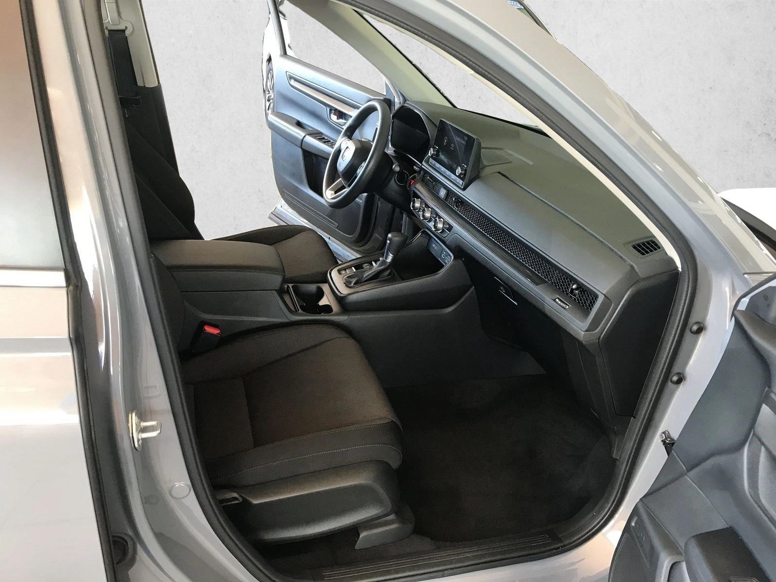 2024 Honda CR-V LX - Photo 15