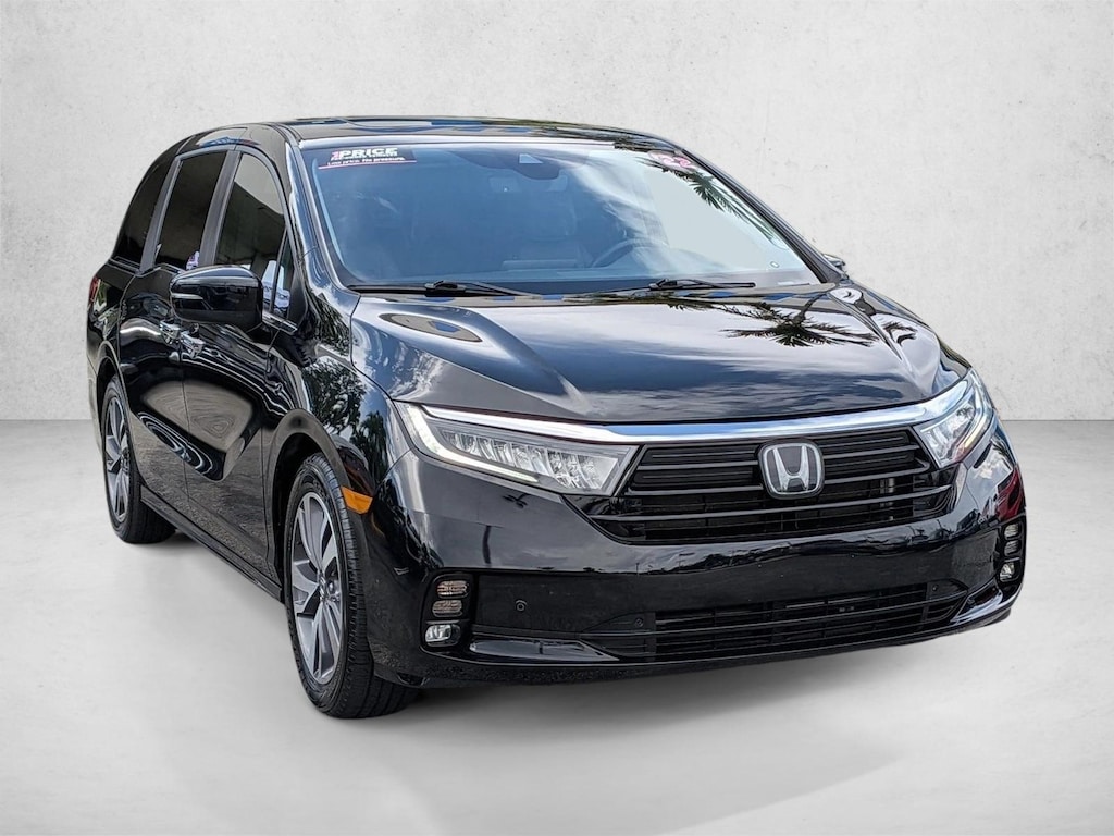 Used 2022 Honda Odyssey Touring Van