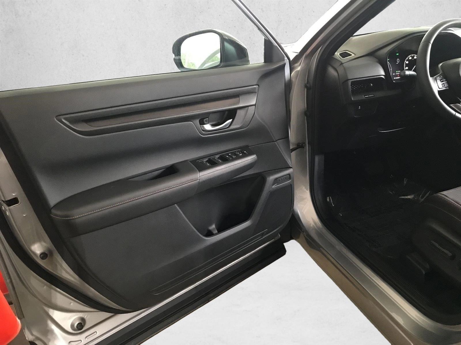 2024 Honda CR-V Sport - Photo 13