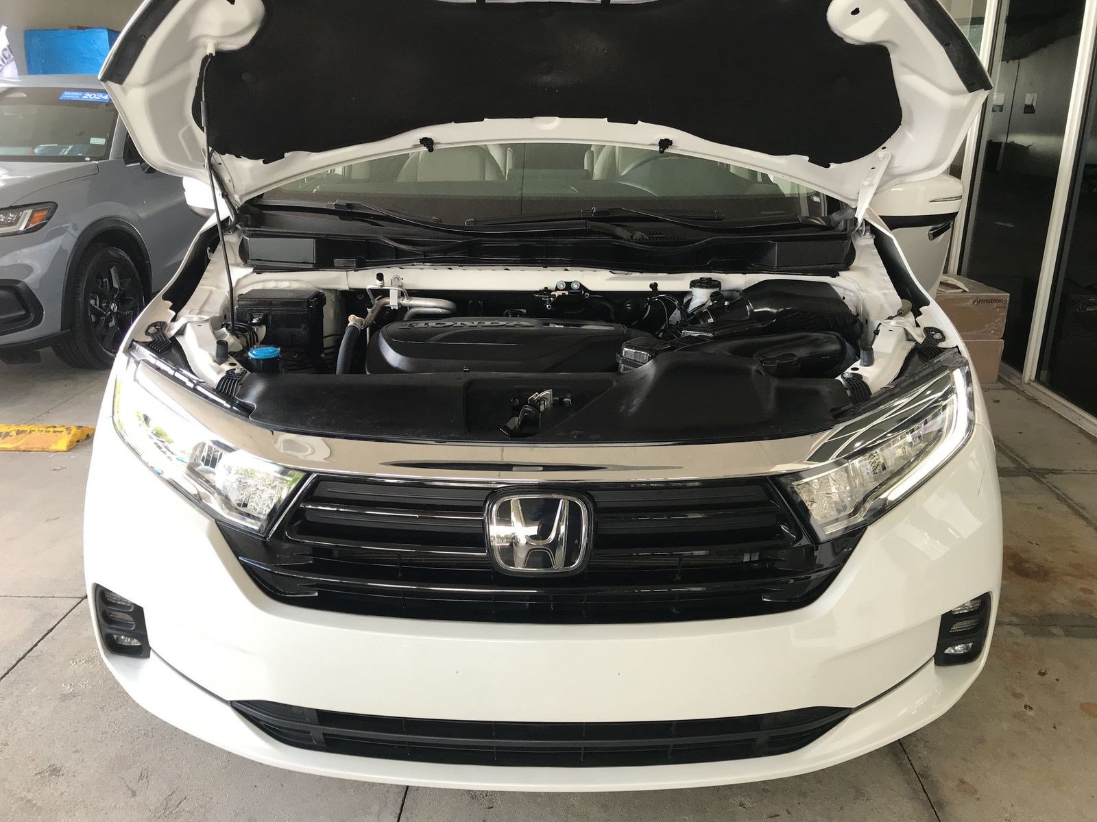 2024 Honda Odyssey EX - Photo 17