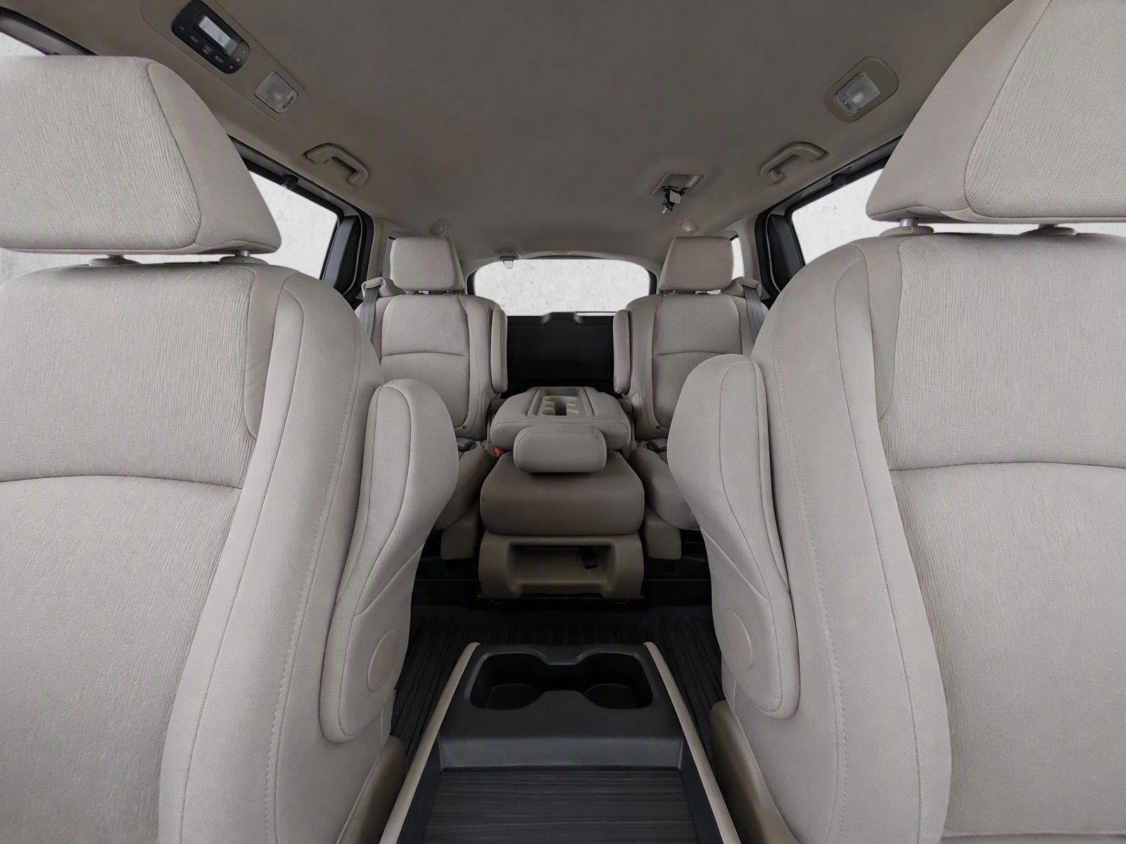 2024 Honda Odyssey EX - Photo 23