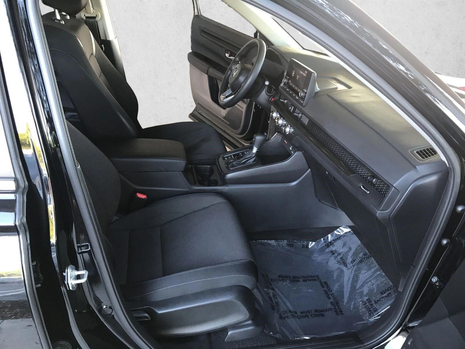 2025 Honda CR-V LX - Photo 16
