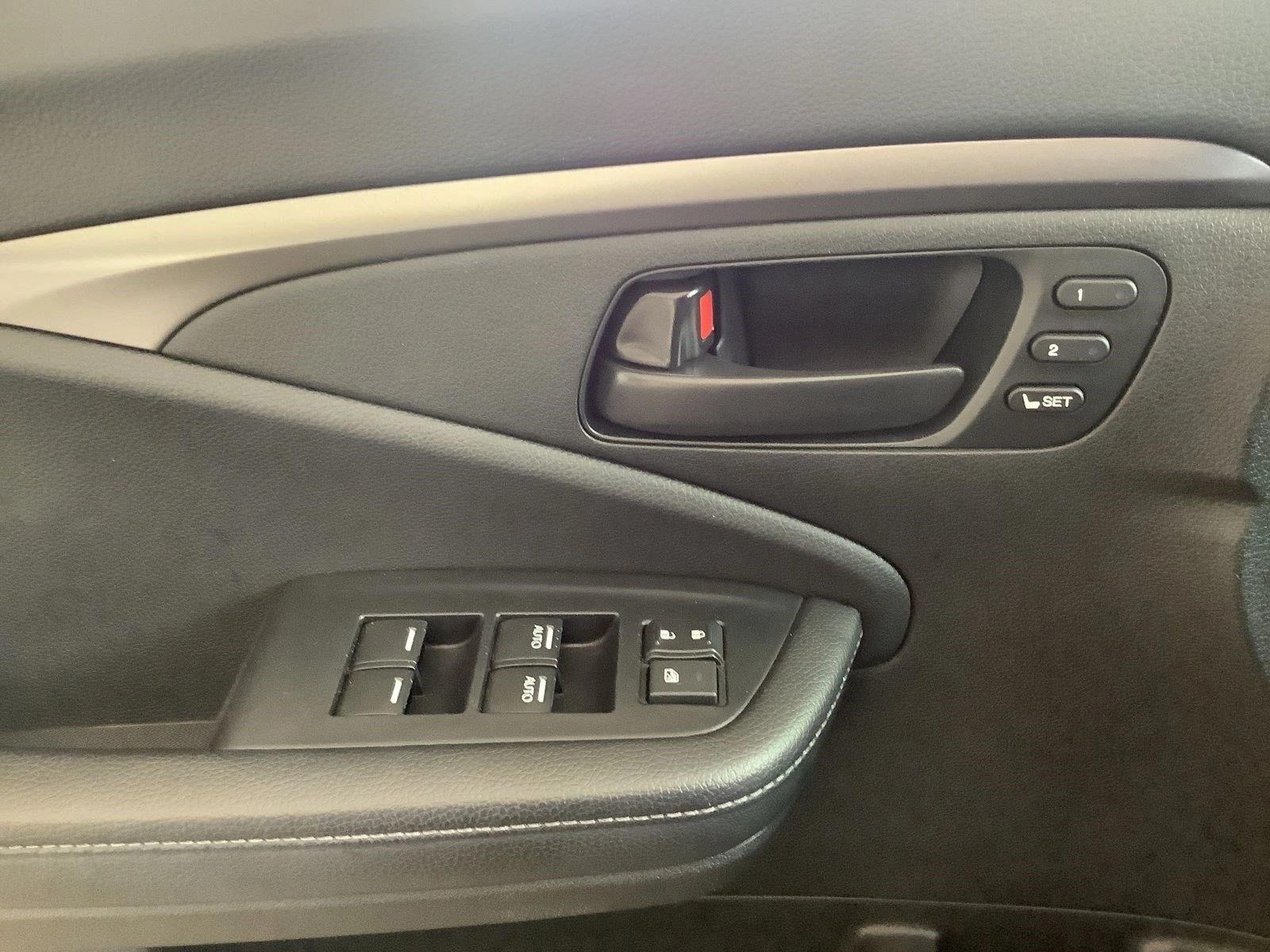 2023 Honda Passport EX-L - Photo 10
