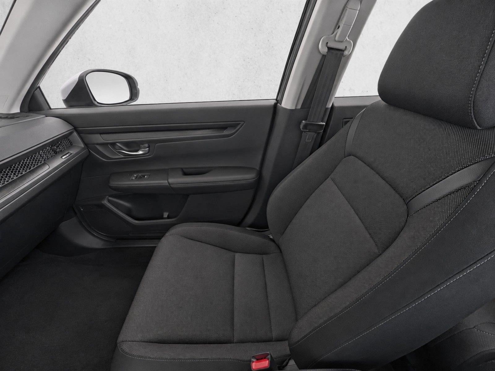 2024 Honda CR-V LX - Photo 28