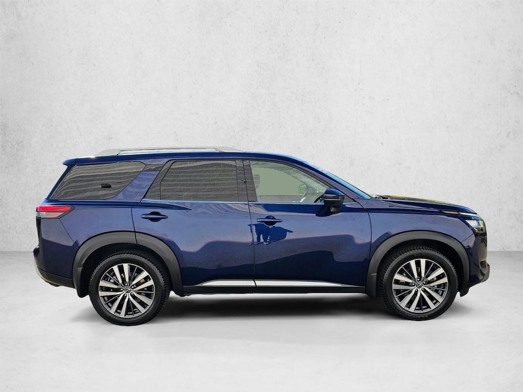 Used 2022 Nissan Pathfinder Platinum SUV