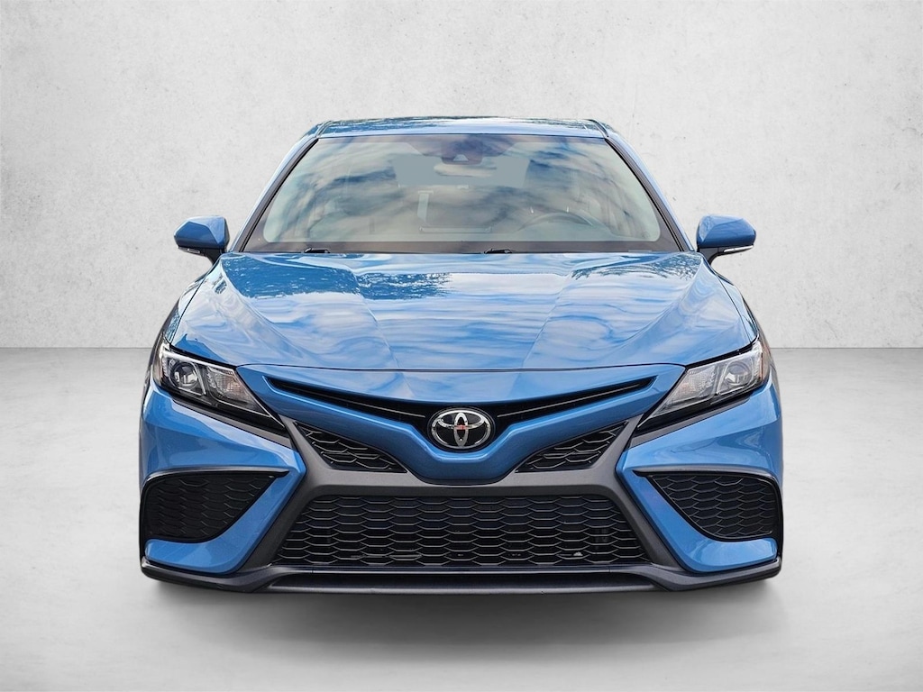 Used 2023 Toyota Camry SE Sedan