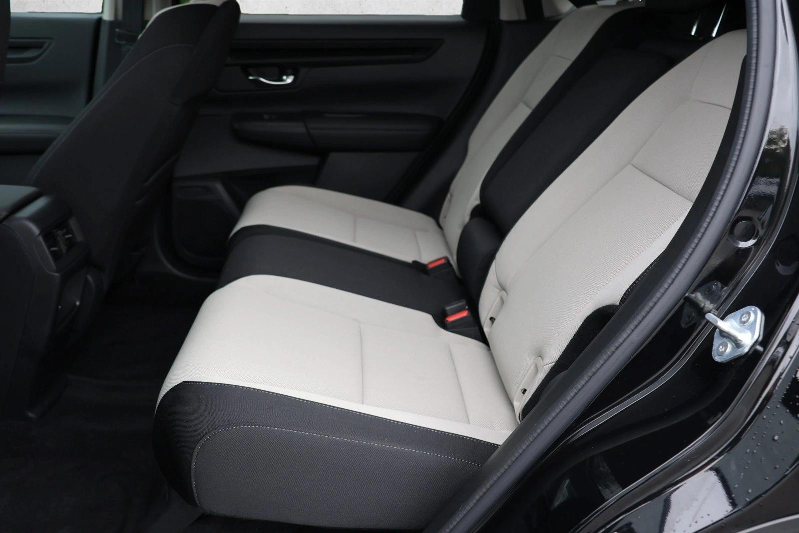 2025 Honda CR-V EX - Photo 23
