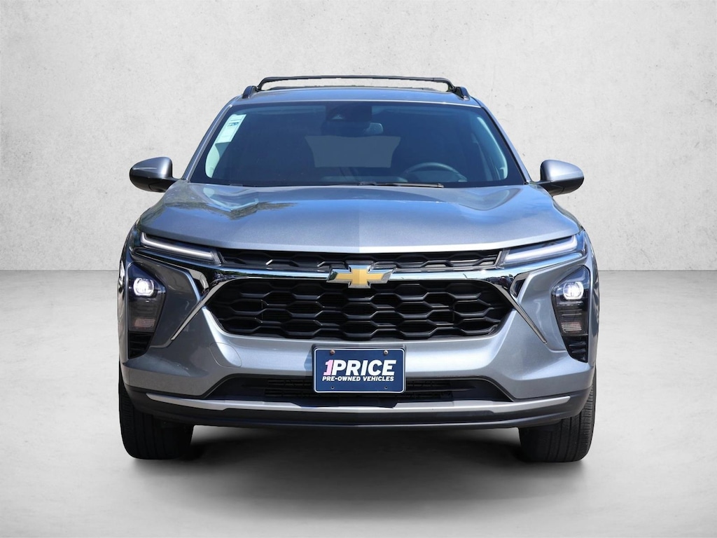 Used 2024 Chevrolet Trax LT SUV