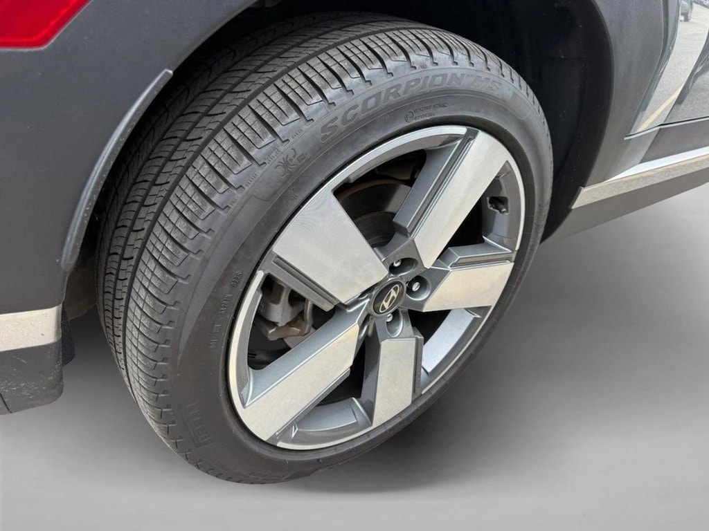 Used 2025 Hyundai Santa Fe Limited SUV