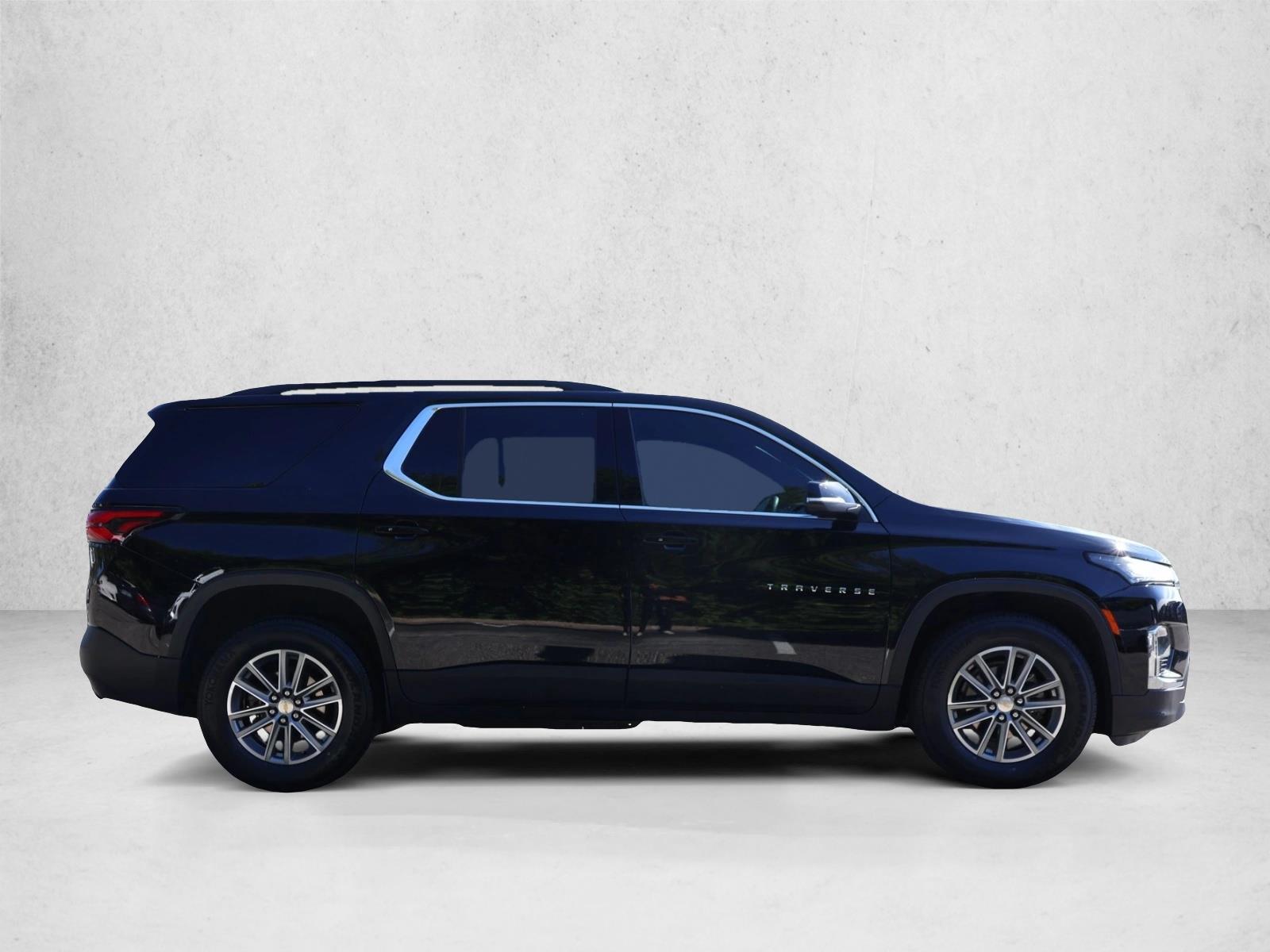Used 2023 Chevrolet Traverse LT Cloth w/1LT SUV