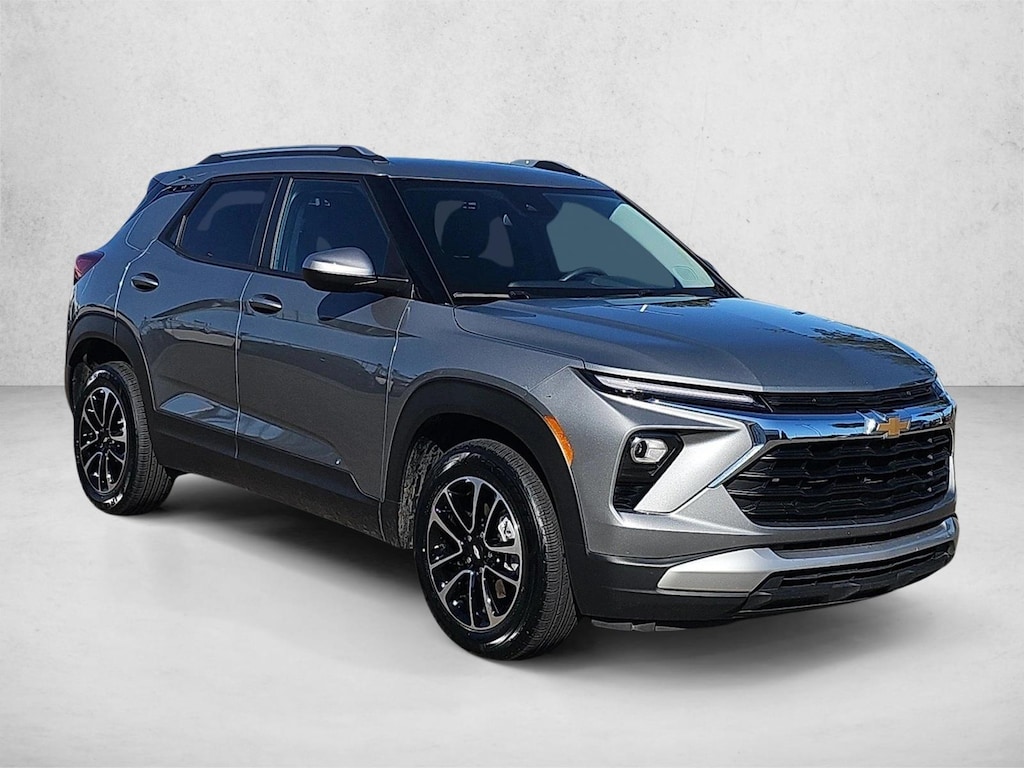 Used 2025 Chevrolet Trailblazer LT SUV