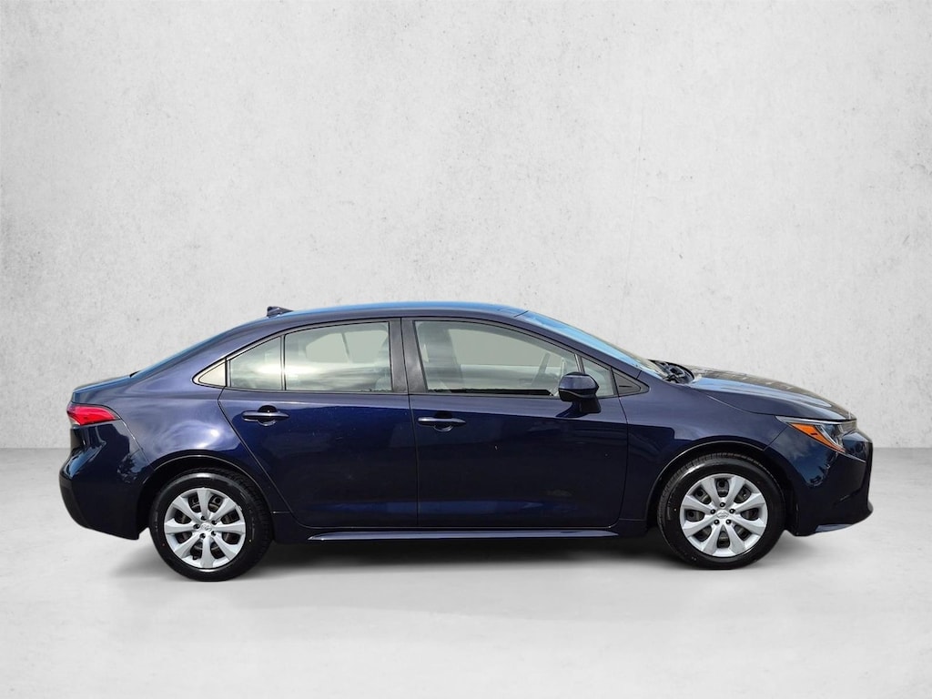 Used 2021 Toyota Corolla LE Sedan