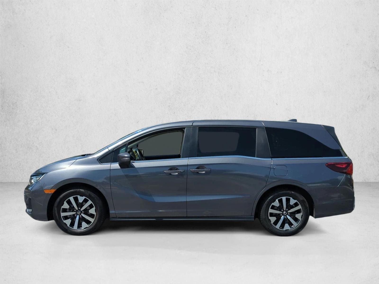 2025 Honda Odyssey EX-L - Photo 9