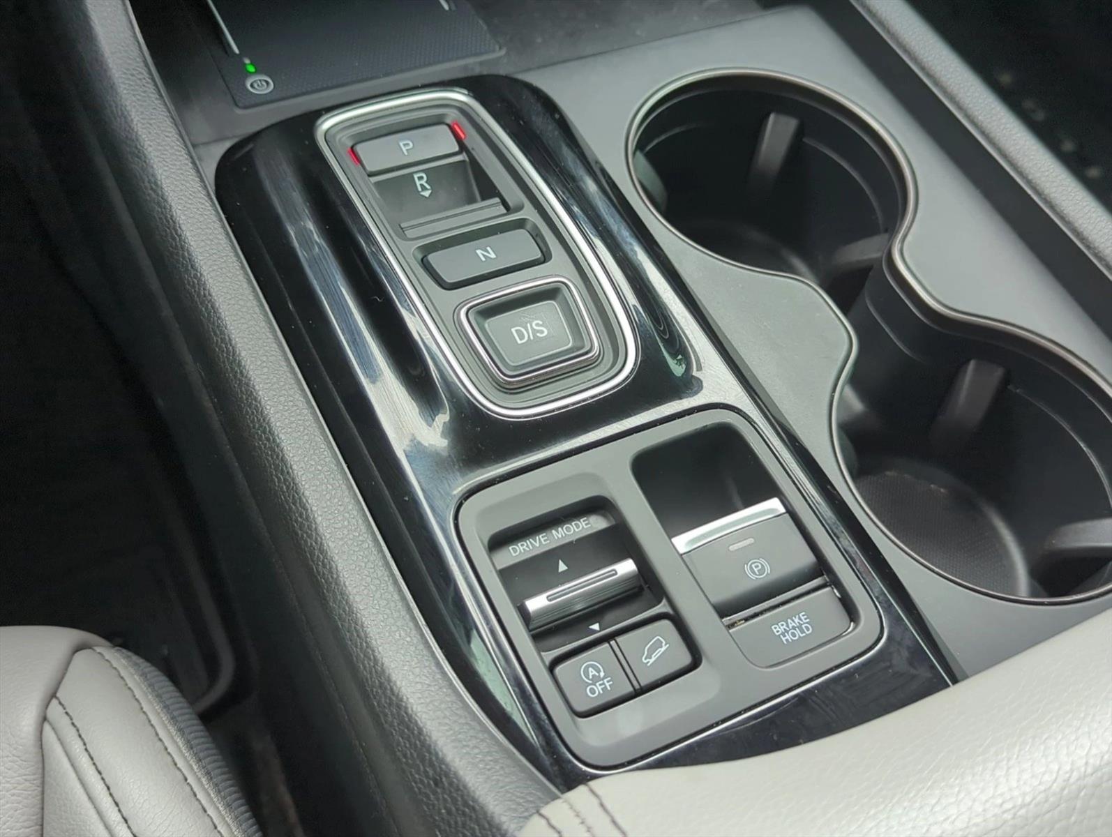 2024 Honda Pilot EX-L - Photo 12