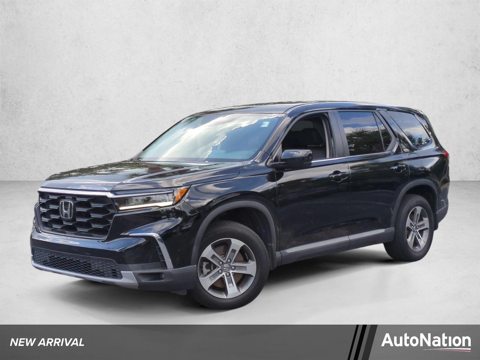 Certified 2024 Honda Pilot EX-L 7 Passenger SUV