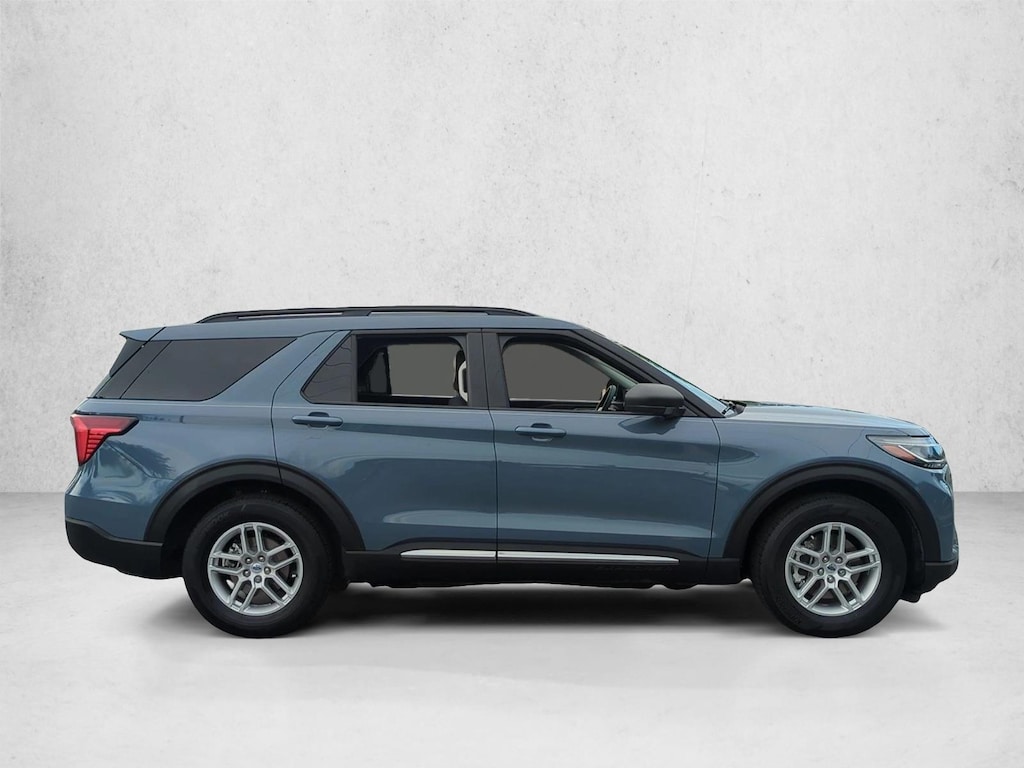 Used 2025 Ford Explorer Active SUV