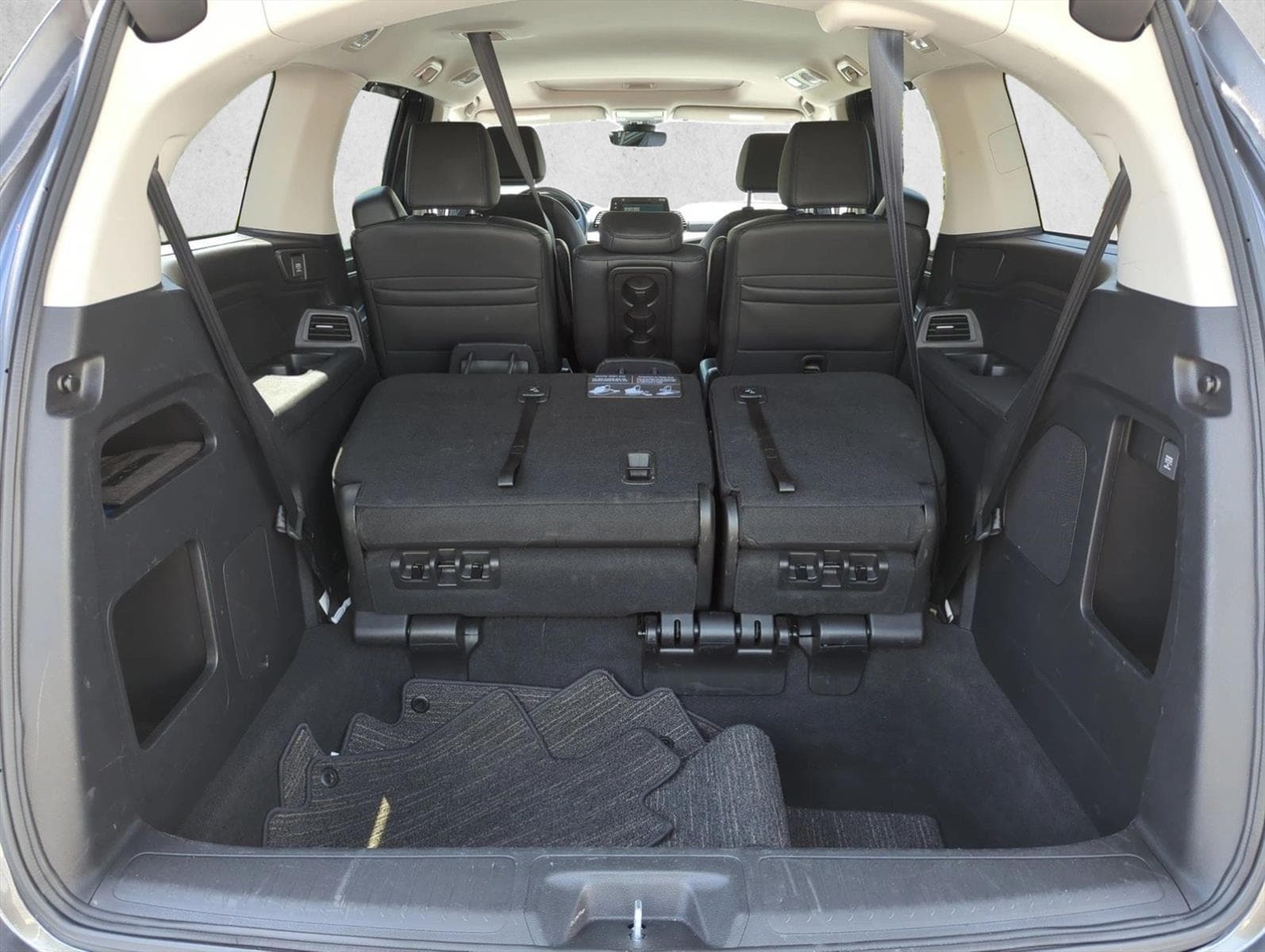 2025 Honda Odyssey EX-L - Photo 6