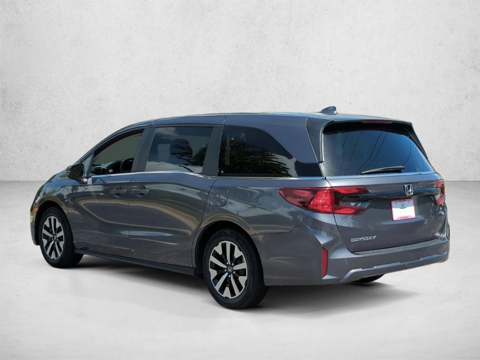 2025 Honda Odyssey EX-L - Photo 8