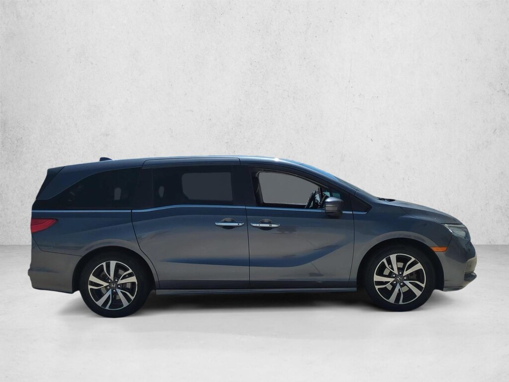 Certified 2023 Honda Odyssey Touring Van