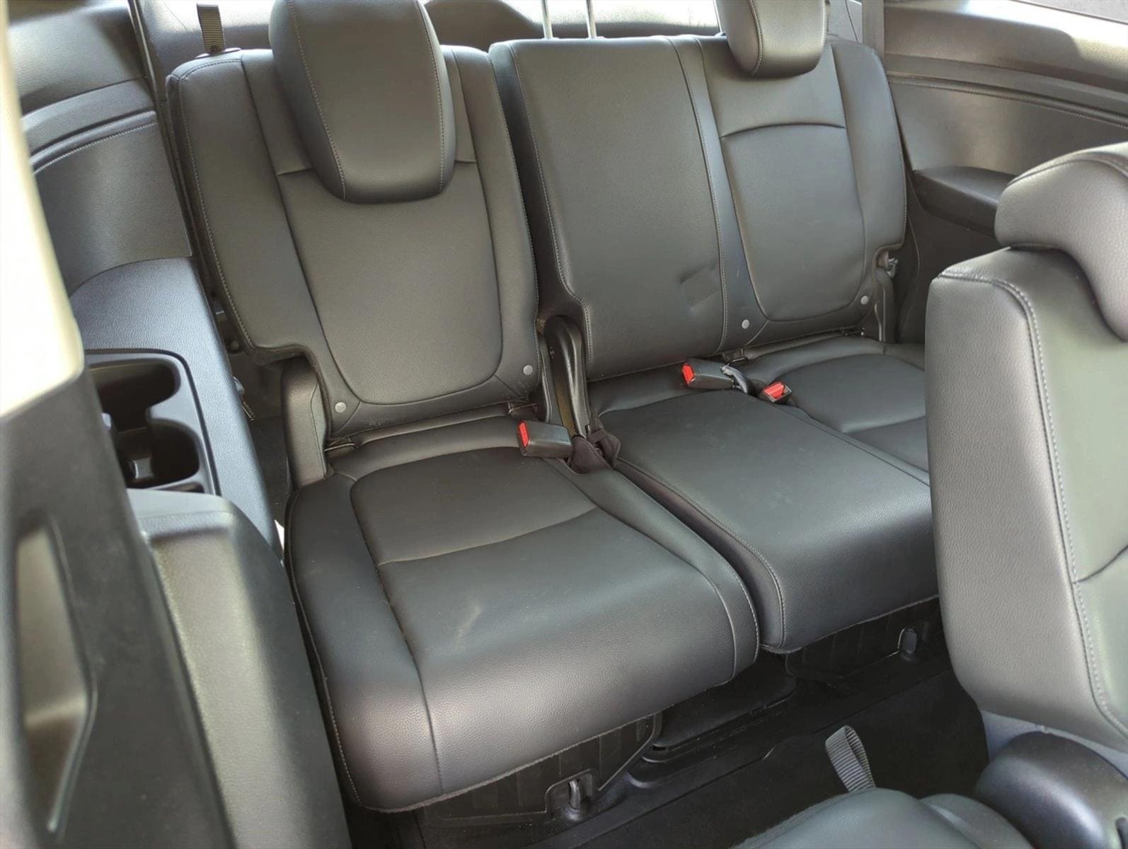 2025 Honda Odyssey EX-L - Photo 20