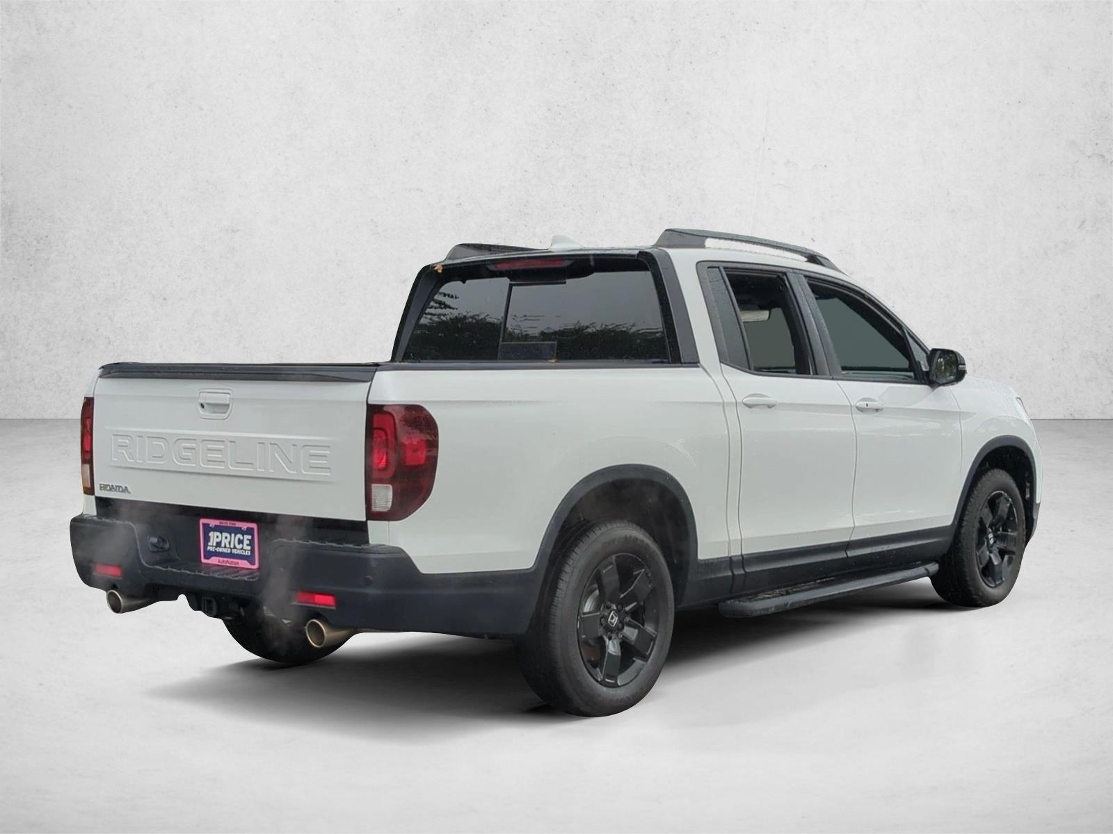 2025 Honda Ridgeline Black Edition - Photo 6