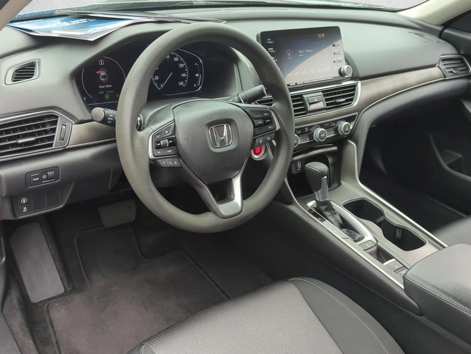 2018 Honda Accord LX - Photo 10