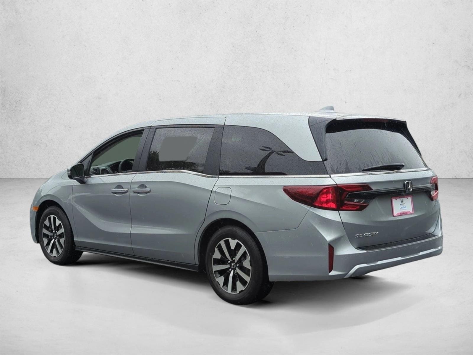 2026 Honda Odyssey EX-L - Photo 8