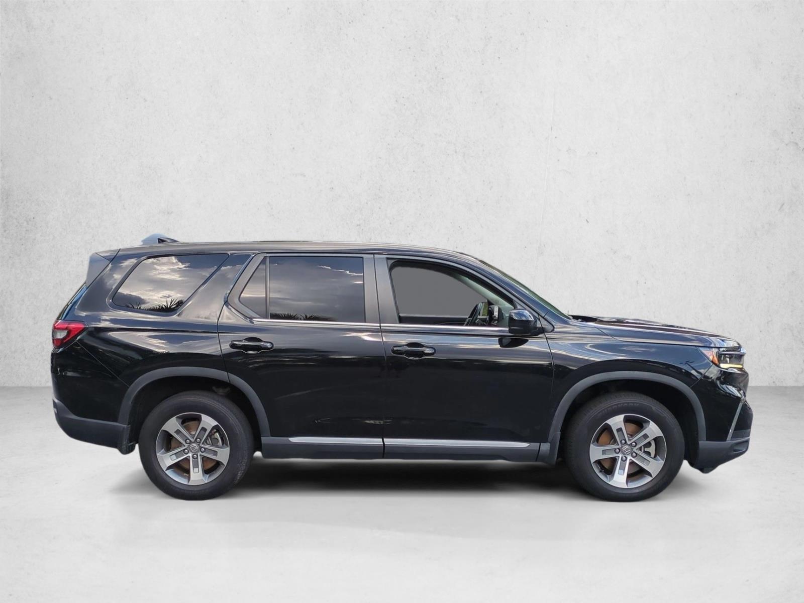 Certified 2024 Honda Pilot EX-L 7 Passenger SUV