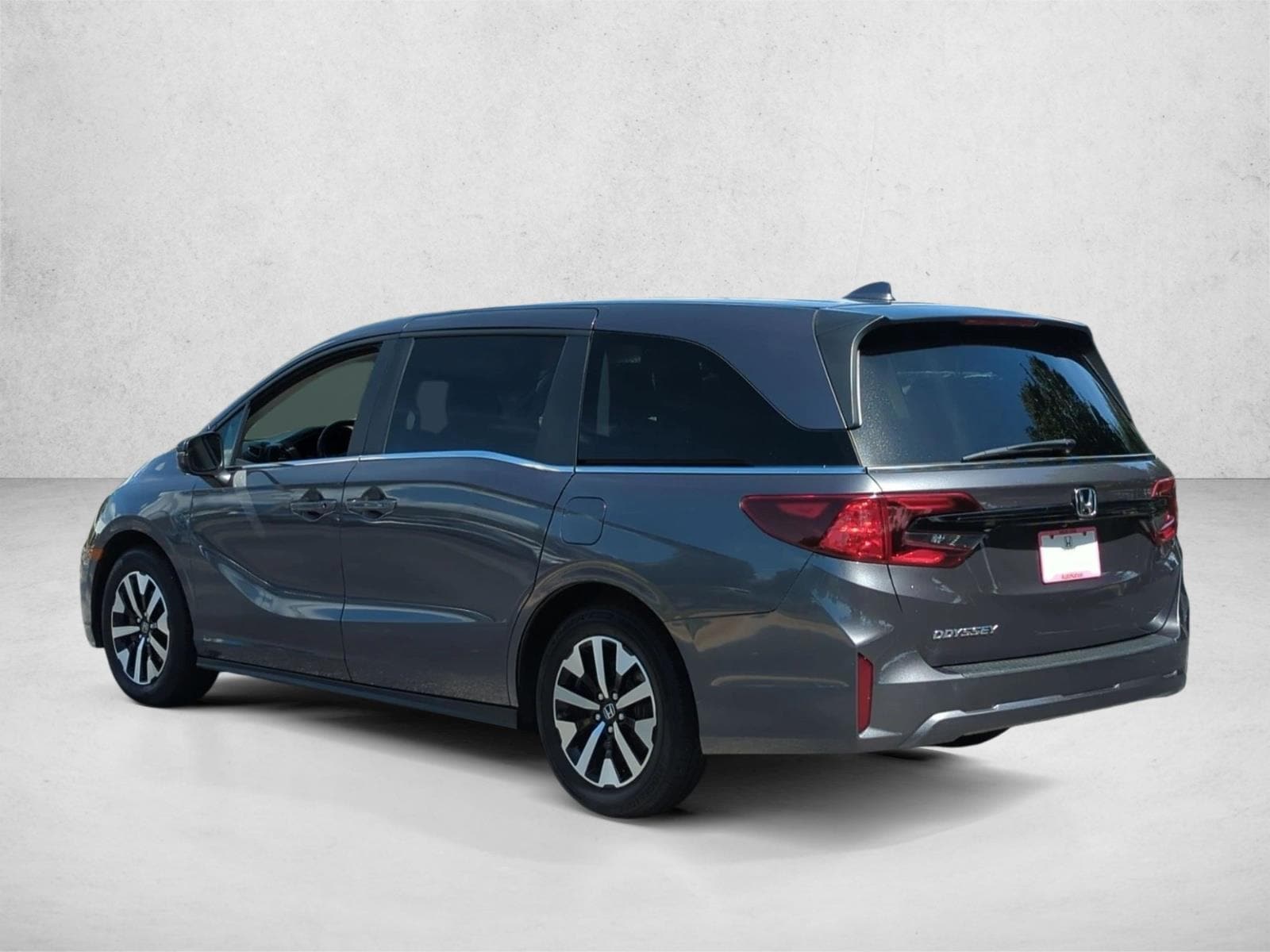 2025 Honda Odyssey EX-L - Photo 8