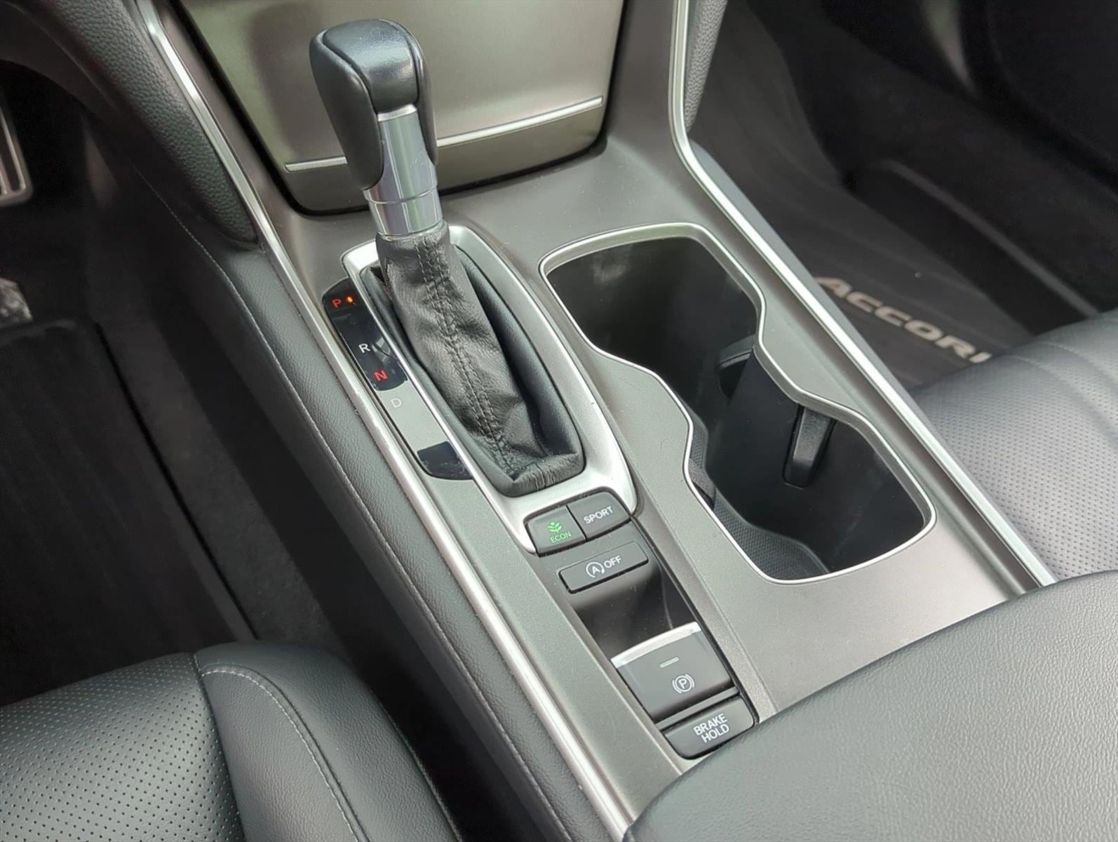 2022 Honda Accord Sport SE - Photo 12