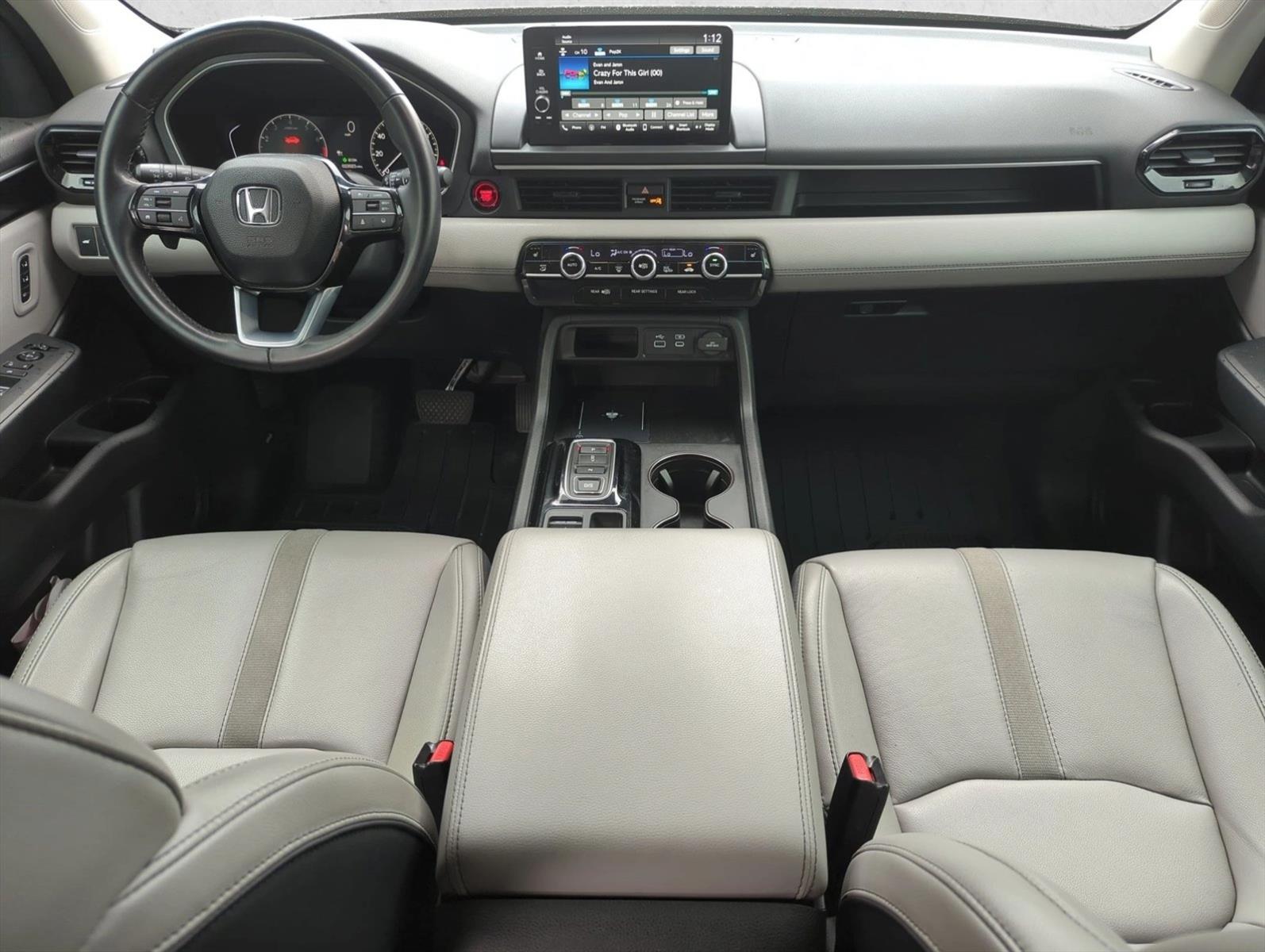 2024 Honda Pilot EX-L - Photo 17