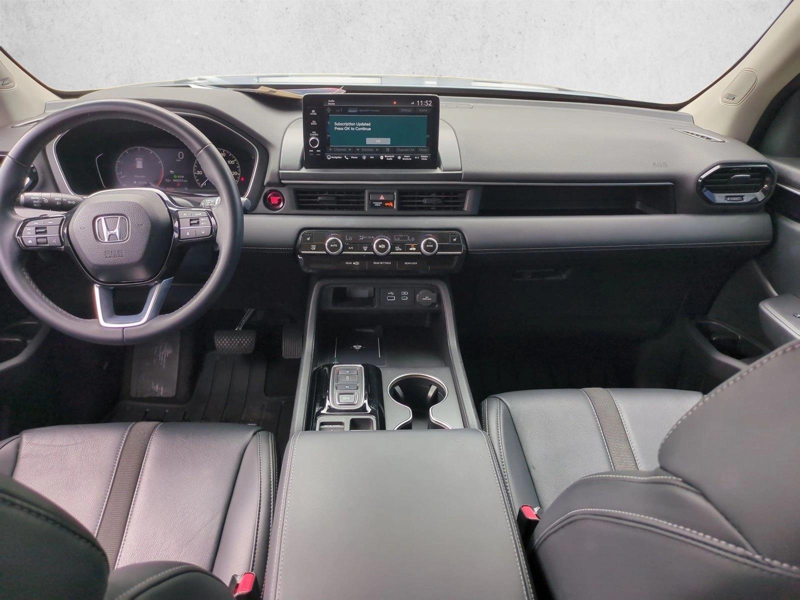 2024 Honda Pilot Touring - Photo 18